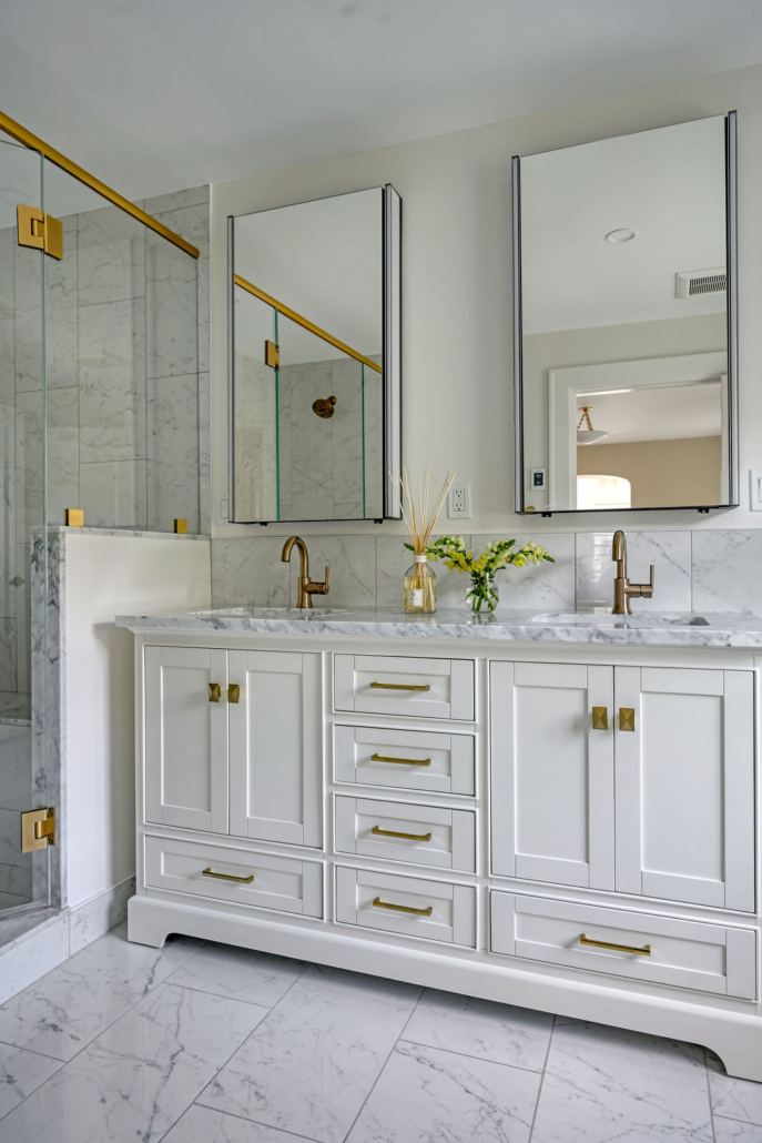 Minimalist, contemporary and urban penthouse interior home office design by Orlie Katsiris Staging & Interiors featuring modern furniture, a black standing desk, white ergonomic chair, and a gray geometric area rug