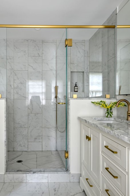 Minimalist, contemporary and urban penthouse interior home office design by Orlie Katsiris Staging & Interiors featuring modern furniture, a black standing desk, white ergonomic chair, and a gray geometric area rug